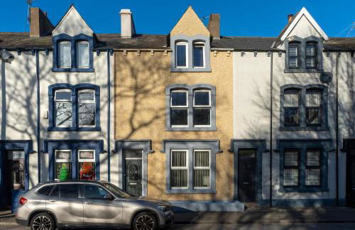 Harrington Haven 4 Bed Contractor Friendly House with Parking Workington - Photo 17