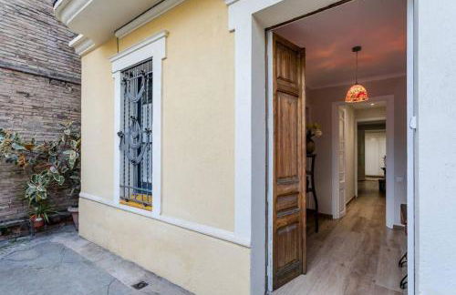 Lovely Designed House Connected To Center - Foto 41