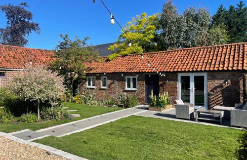 The Old Stable, Rustic Charm Modern Comforts - Foto 27