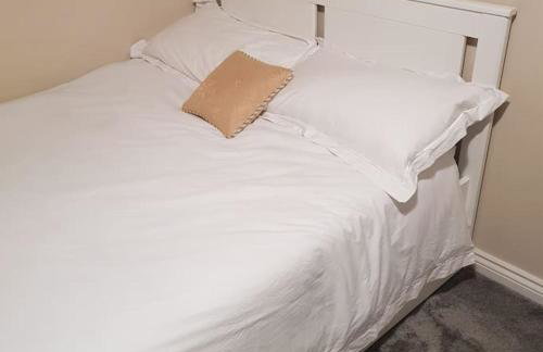 Luxurious 2 Bedroom House With Garden And Free Parking - Foto 26