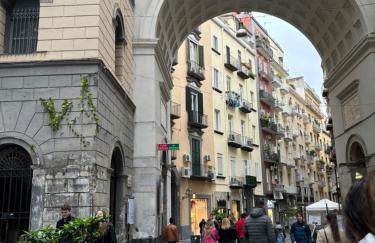 NAPOLIFOREVER Chiaia APARTMENT - Photo 16