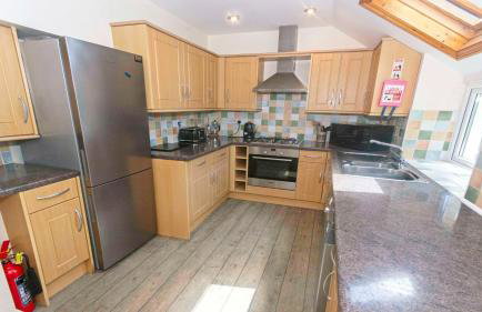 Cloudbreak Braunton, Sleeps 8 - Hot Tub hire - Dog Friendly - Photo 13