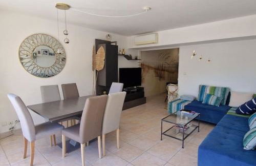 Spacieux et élégant T3 en bord de mer - Foto 14