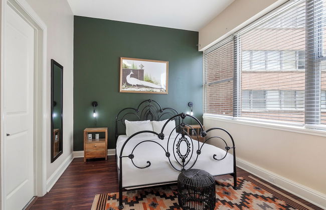 Spacious Modern Condos near French Quarter - Photo 24