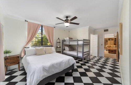 NEW Luxury Country Club Hot tub Gym Pool House Outdoor Kitchen EVENTS - Foto 37