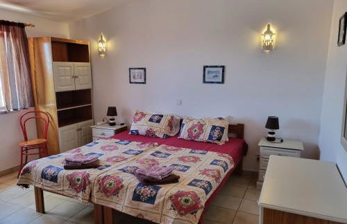 Feliz Apartments - Foto 18