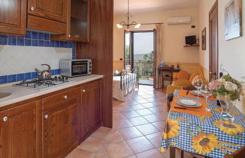 Lovely Apartment In Laureana Cilento Sa - Foto 3