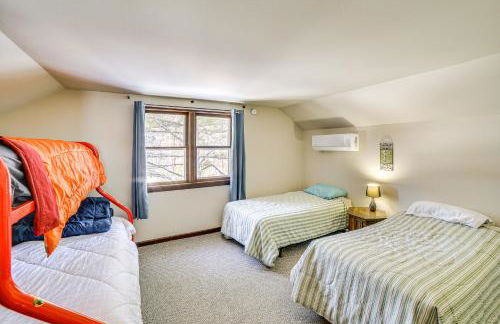 Outdoor Paradise Spacious Wisconsin Family Home - Foto 17