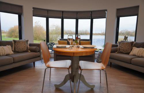 The Angel - Luxury Lakeside Lodge - Foto 8