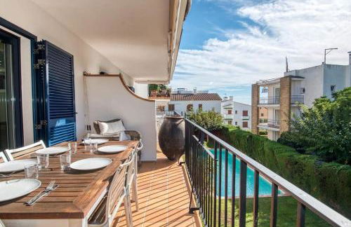 Apartamento con Piscina céntrico - Foto 3