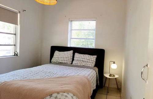 Tropical Charm Little Havana Calle Ocho 3 - Foto 12