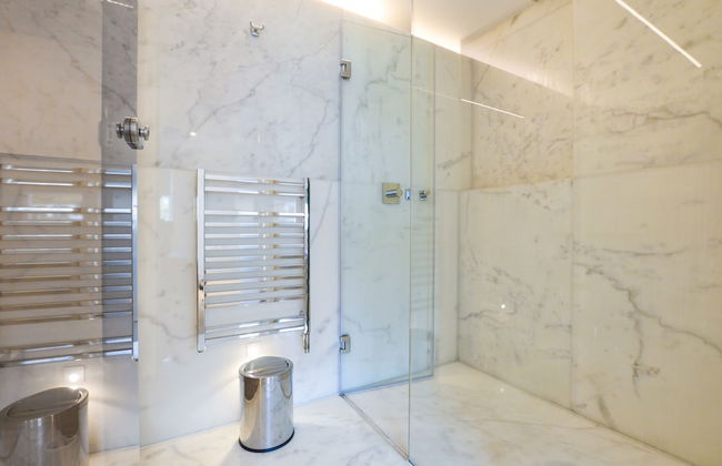 Soho Penthouse by Concept Apartments - Photo 14