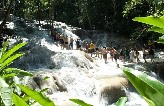 Ocho Rios Villa at Coolshade IV - Photo 54