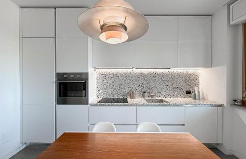 80m2, 7 piano, bilocale con 2 terrazze e 2 bagni - Foto 13