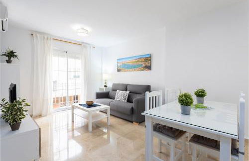 Holidays2Malaga Capuchinos French balconies, private parking, WiFi & Air con - Photo 8