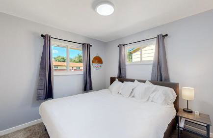 Family Home in Arvada with king beds and bunkbed - Foto 6