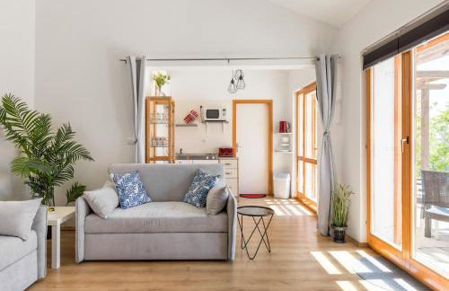 Waterview Apartments w pool - Photo 20