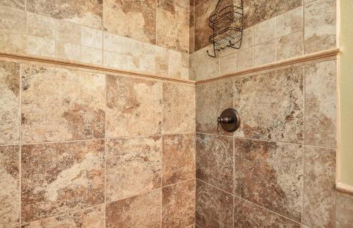 Utopia End-Unit Townhome On the 18th Hole Pool Table Fun Porch with Great Views - Foto 30