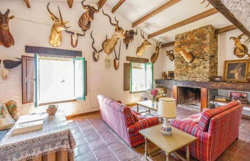 Nice Home In Higuera De La Sierra - Foto 3