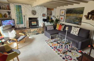 An Artist's Cottage - Photo 35