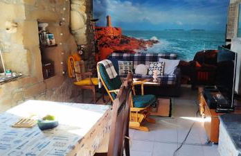 Coeur de granit rose, meublé alliant le charme de l'authentique breton et du confort, classé 3 étoiles, à 5mn de 13 plages de la réputée cote de granit rose - Foto 8