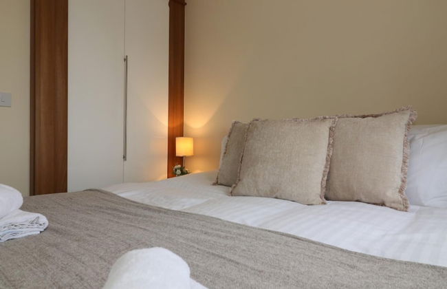 Wilkie House Holytown - Photo 10