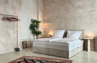 Loft-style design apartment in the heart of Berlin - Photo 3