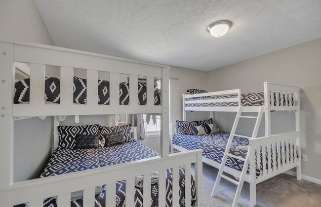 Pocono Retreat: Lake, Firepit, Bbq, Gameroom, Ski 4 Bedroom Home by RedAwning - Foto 6