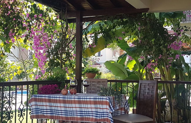 Lale Apart - Photo 24