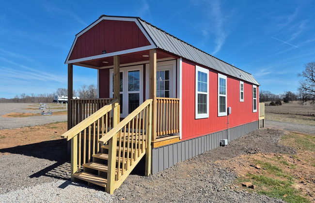 Redbud Tiny Home Resort - Photo 14