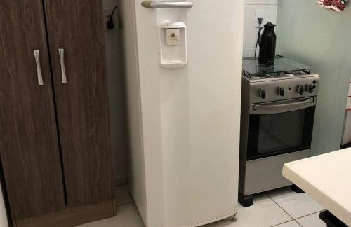 Apartamento com 3 quartos,piscinas de terça a quinta feira livre, garagem,portaria 24hrs - Foto 19