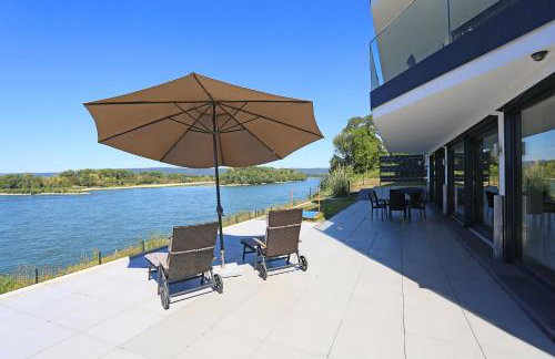 Exklusives Rhein-Lounge Apartment mit direktem Rheinblick, Sauna, 2 Schlafzimmern, Parkplatz für bis zu 5 Gäste - Foto 1