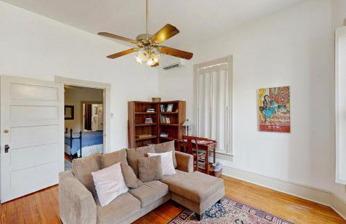 Downtown duplex with patio, enclosed backyard, washer/dryer, streaming, AC, WiFi - Foto 16