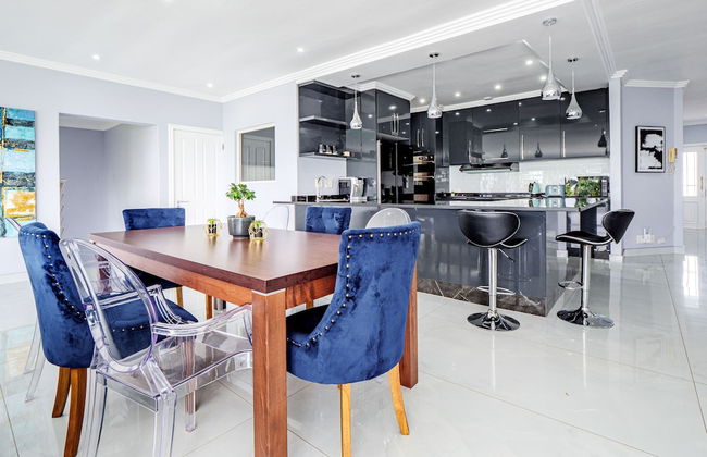 Gemmell Place by HostAgents - Photo 22