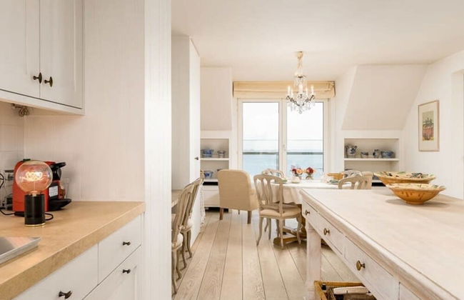 Stunning Penthouse With Free Parking and sea View - Foto 31