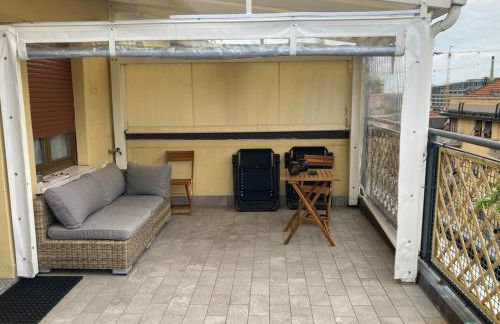 Monolocale con ampio terrazzo - Foto 22