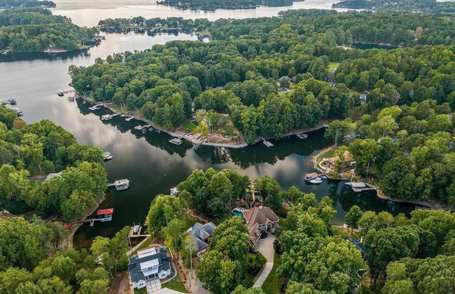 Livin' Large Lake Norman Estate w/ Pool, Dock, Game Room & Scenic Views - Photo 2