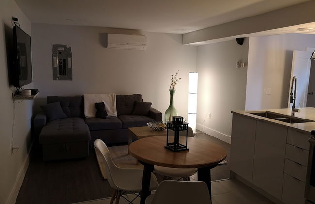 M. Hooper Downtown Luxury - Photo 44