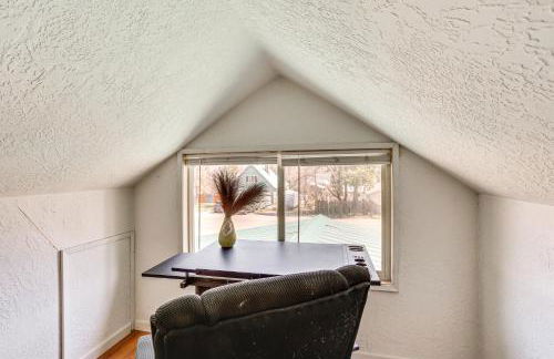 Less Than 1 Mi to Lake Almanor Home with Furnished Decks! - Foto 18