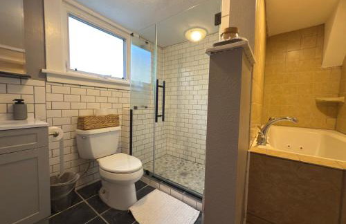 Cozy Craftsman Home Near UW and Downtown - Foto 53