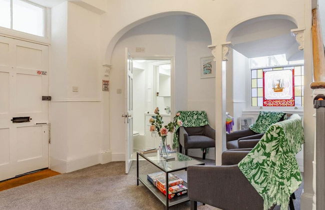 Lovely Period Villa Sleeps 8 Resting in Torquay - Foto 18