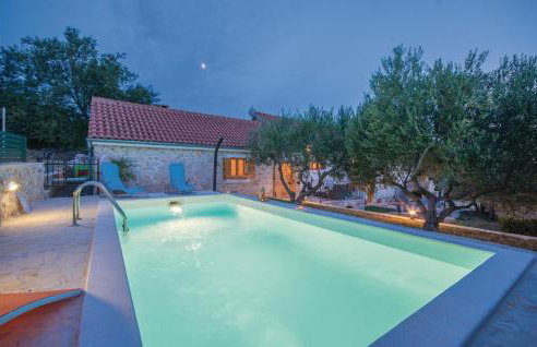 Two-Bedroom Holiday Home In Jagodnja Gornja - Foto 16