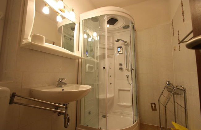 Holiday Home in Novigrad With Private Pool - Foto 11