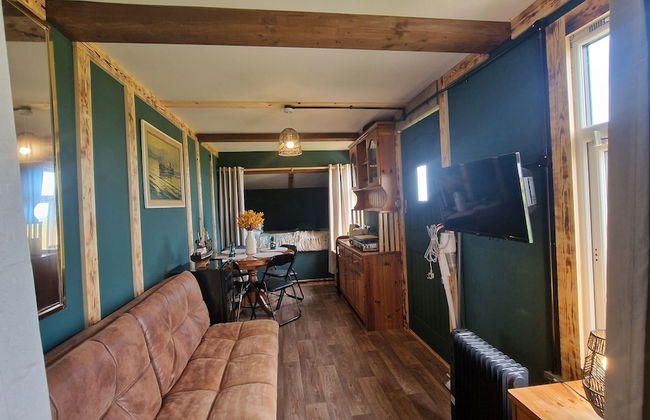 Sea View hut Sleeps 4/6 - Photo 2