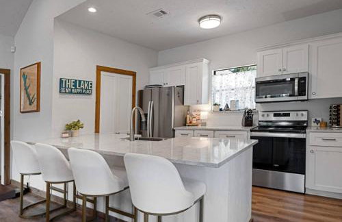 Lakeview Oasis with Patio, Dock & Black-stone Griddle - Foto 24