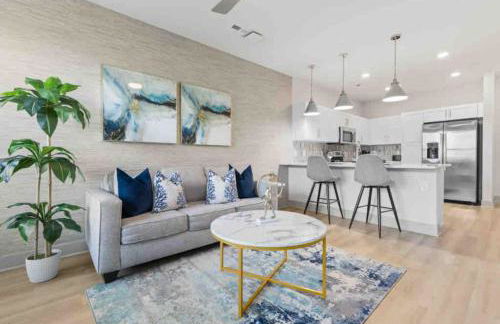 Luxe Living 5 Min From Downtown - Foto 1