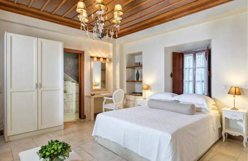 Mare Monte Luxury Suites - Photo 8