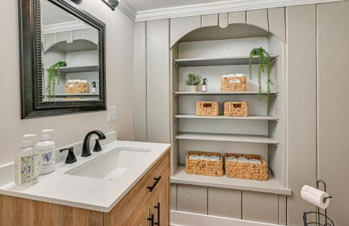 Cottage-Chic Retreat Less Than 1 Mi to Connecticut River! - Foto 11