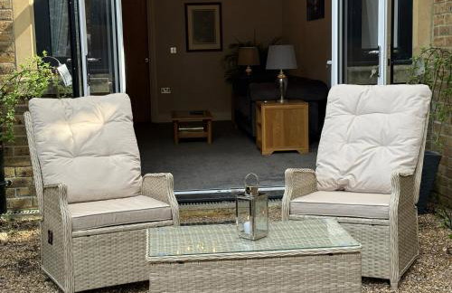 Stansted Airport Stay, Parking and Luxury Suite - Foto 20