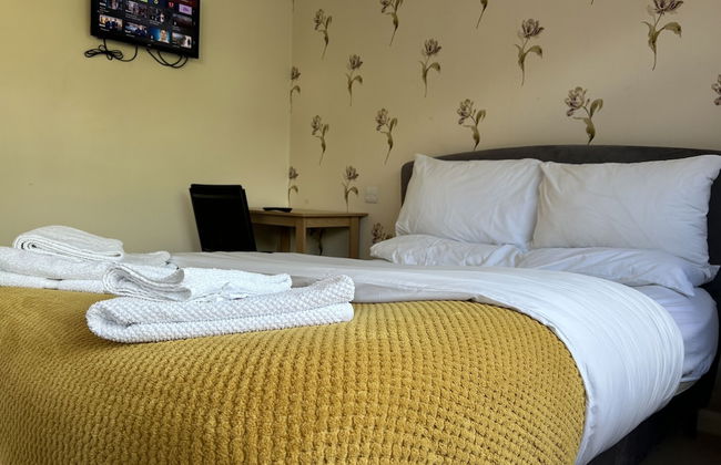 Spacious Detached Bungalow With Ample Parking - Foto 14